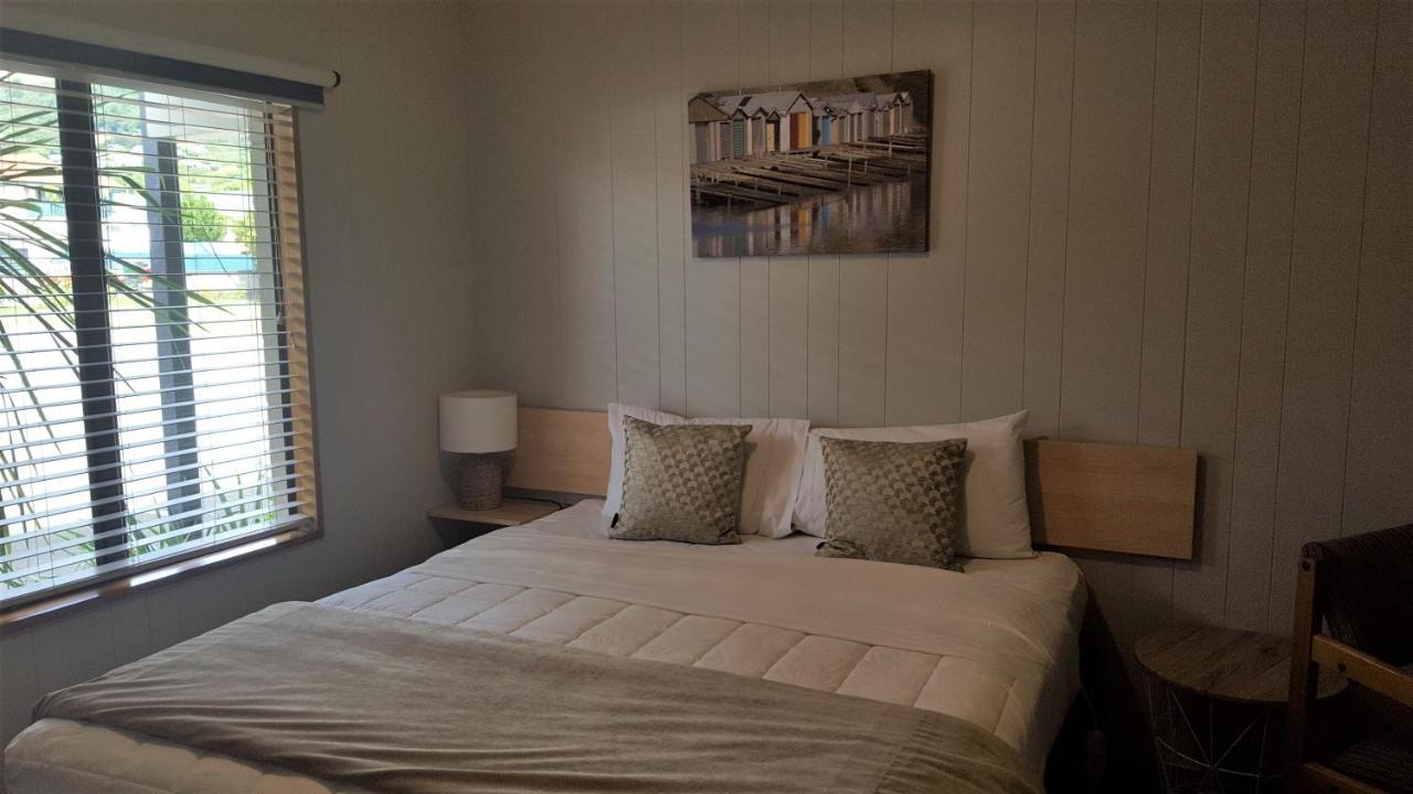 Akaroa Waterfront Motels Экстерьер фото