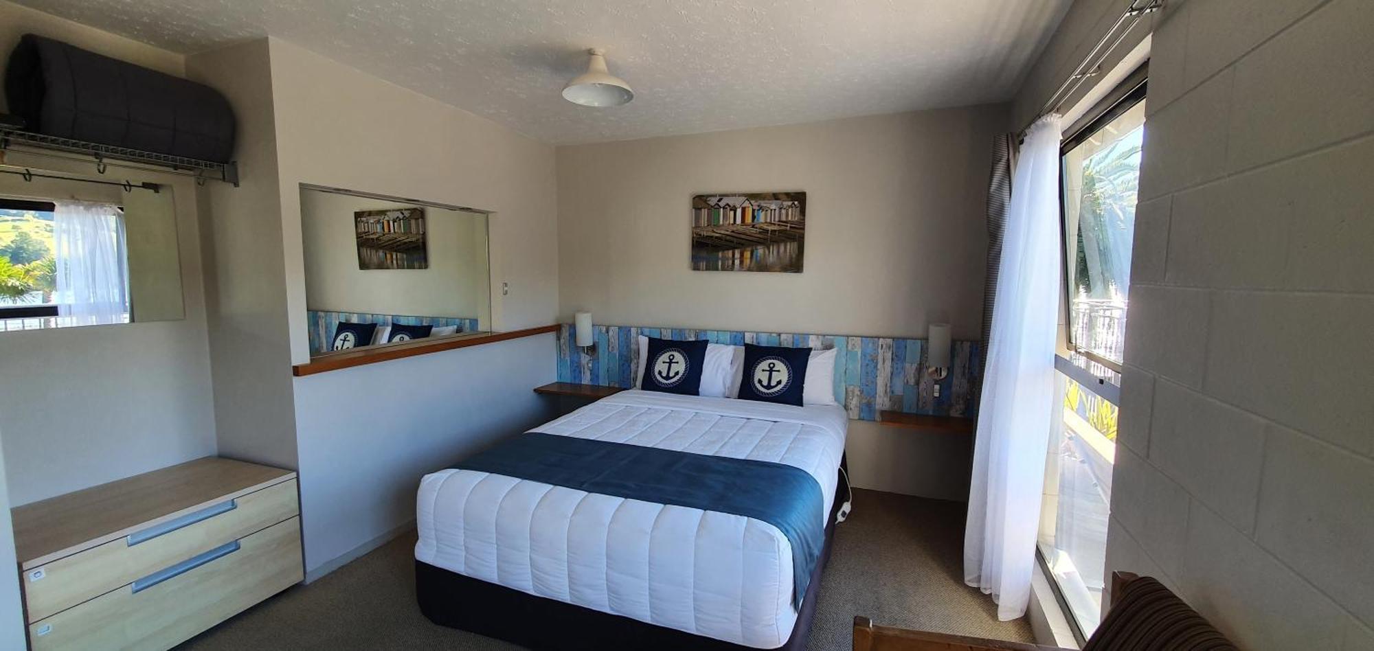 Akaroa Waterfront Motels Экстерьер фото